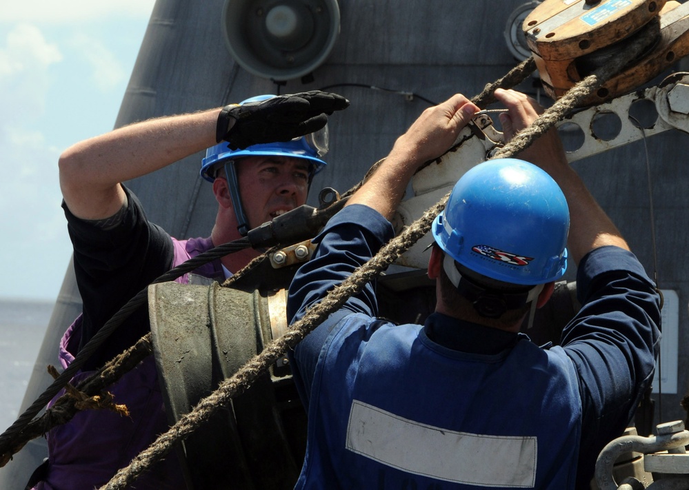 USS Freedom conducts training