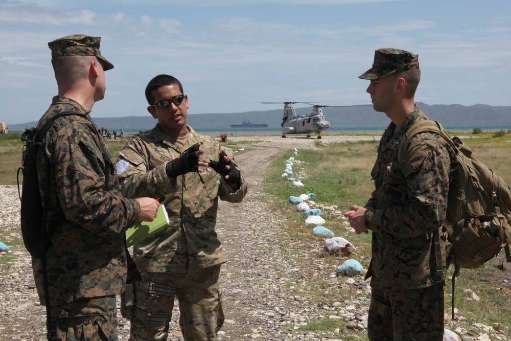 USS Iwo Jima Marines, Sailors Begin Deployment on Haitian Soil