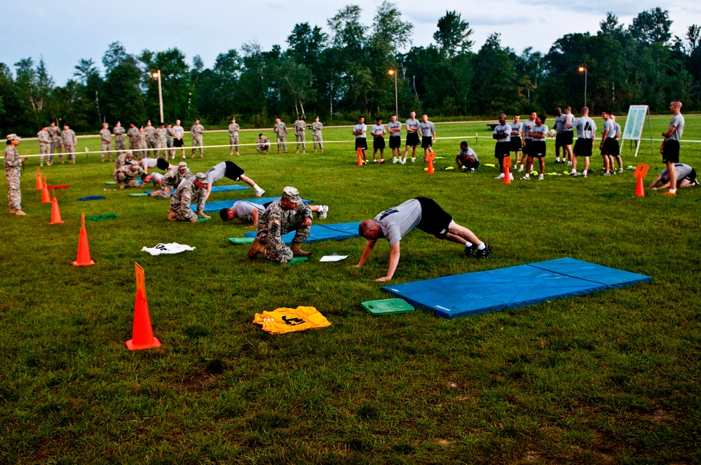 Army Reserve 2010 Best Warrior Competition Army Physical Fitness Test