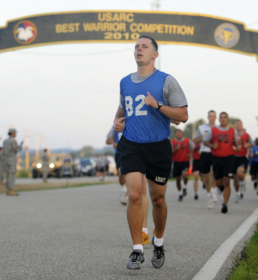 Ohio couple teams up for Army Reserve Best Warrior Competition