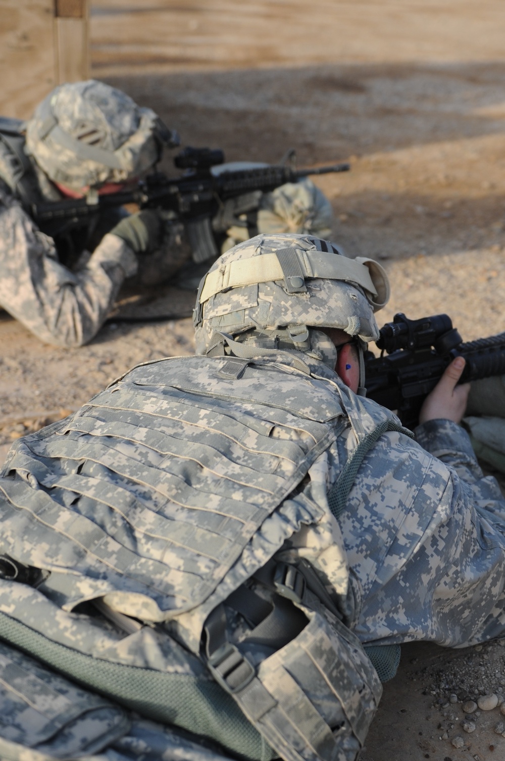 1st Advise and Assist Brigade conduct weapons qualification