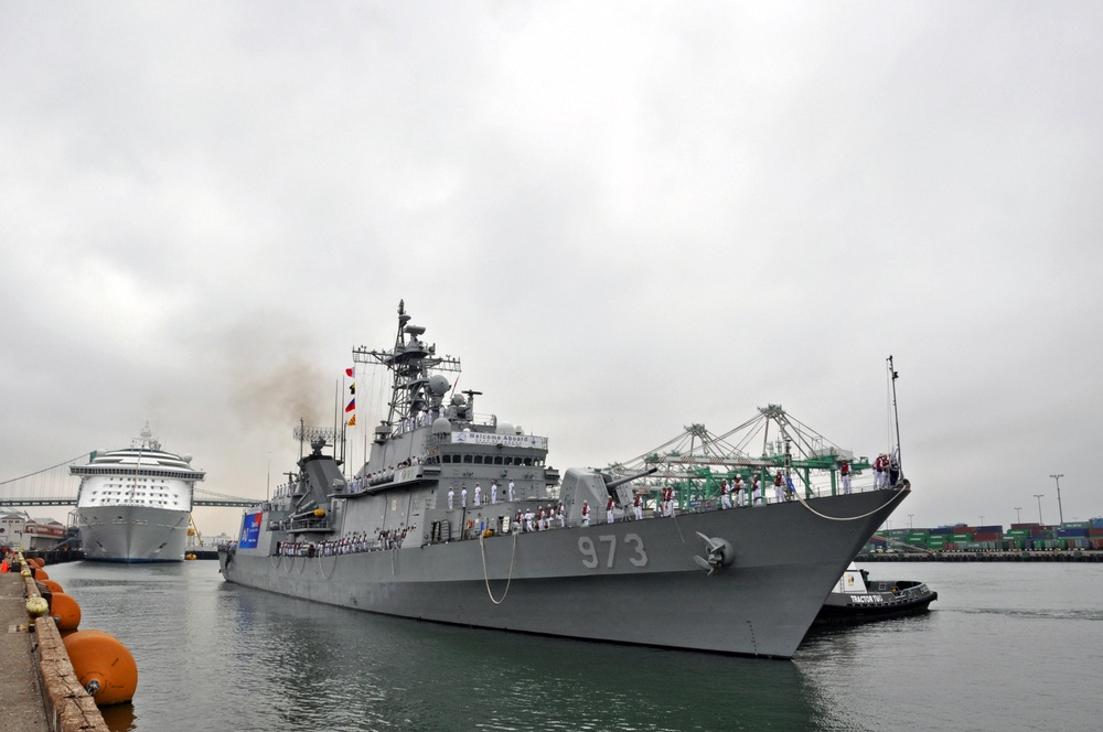 DVIDS - Images - Republic of Korea destroyer arrives in Los Angeles ...