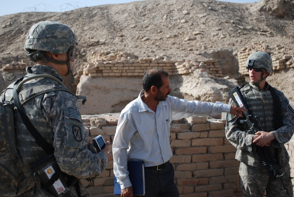 Quartermaster Soldiers Visit Historical Site Dated 2,100 B.C.