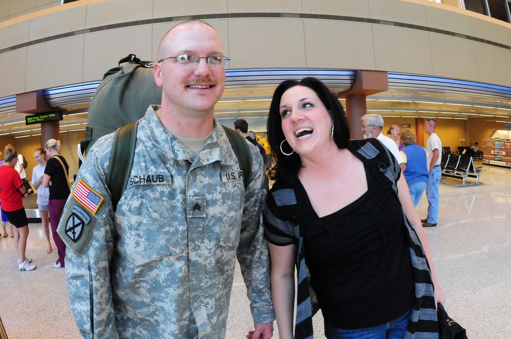 Remaining North Dakota Soldiers Home from Kosovo