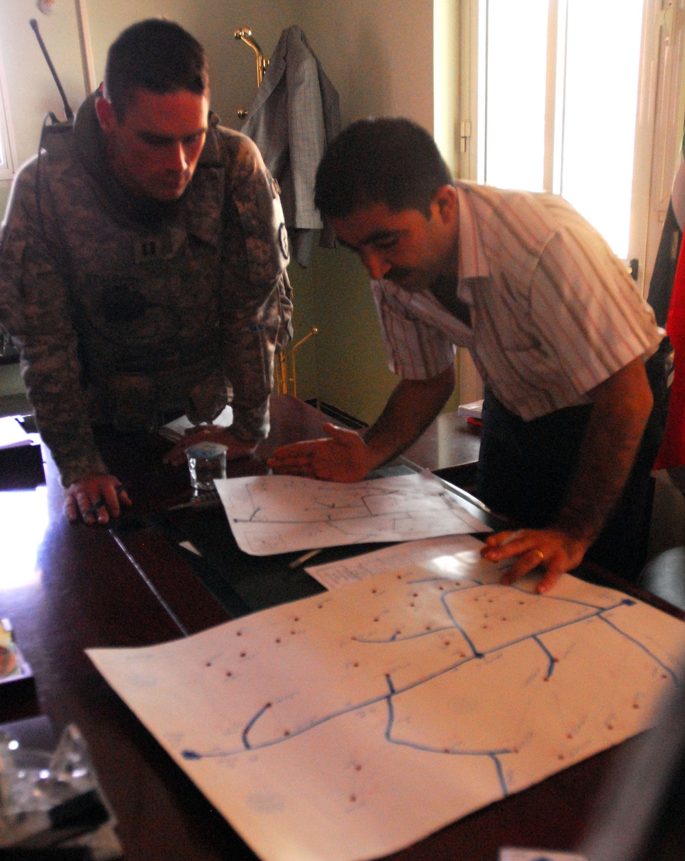 Hawaii Strykers Build Relationship in Iraq