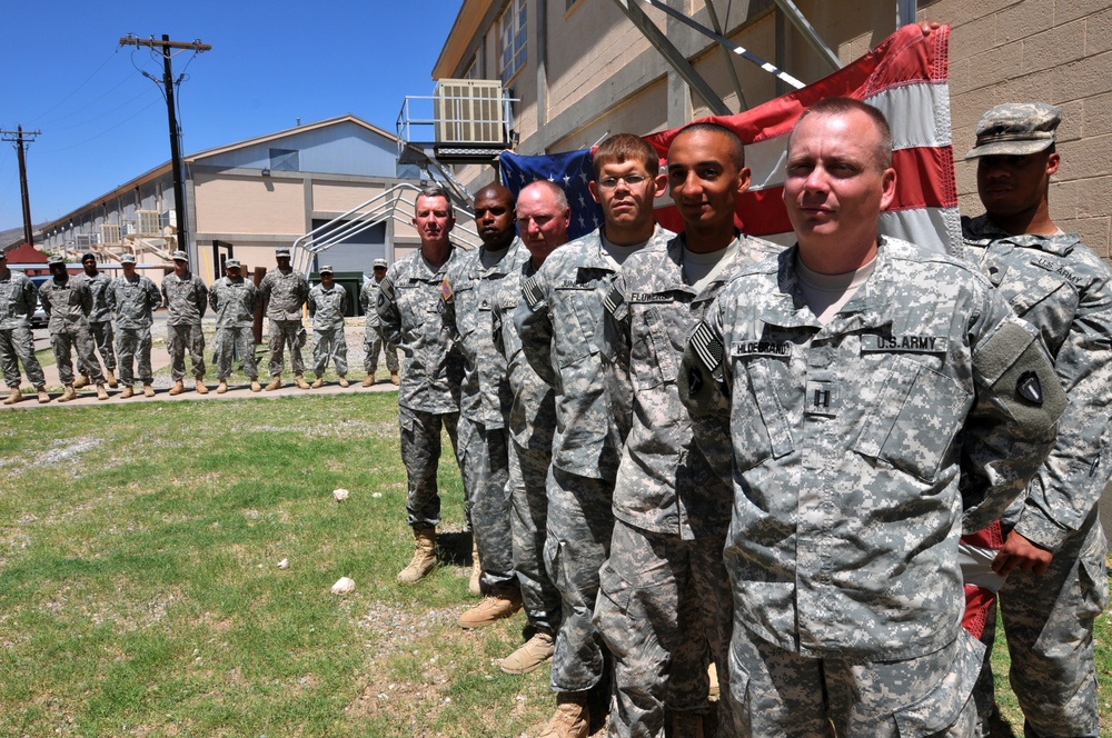 72nd Infantry Brigade Combat Team Soldiers Extend Their Contracts in Fort Bliss