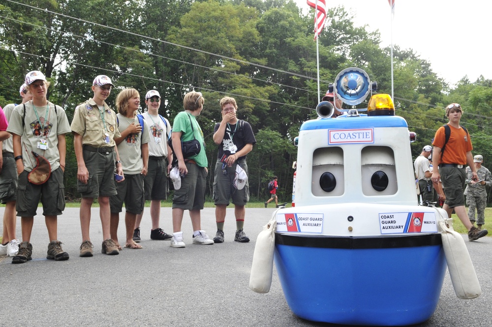 Dedicated Coasties Help at National Scout Jamboree