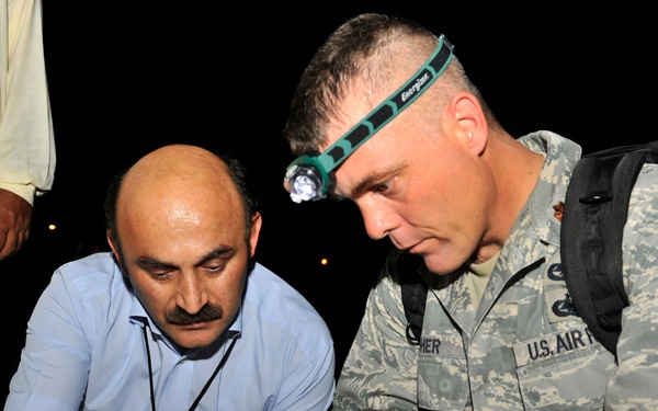 Pakistan Flood Victims Receive Assistance From U.S. Air Force