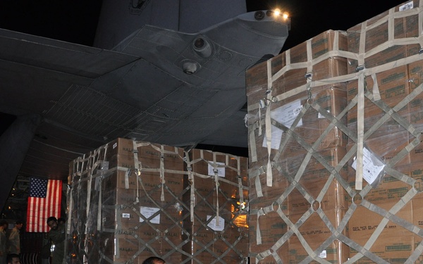 U.S. Aircraft Deliver Humanitarian Assistance to Flood Victims in Pakistan