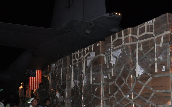 U.S. Aircraft Deliver Humanitarian Assistance to Flood Victims in Pakistan