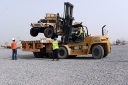 From Sand to Sea: Logistics Operations Critical to Meeting Iraq Drawdown Deadline