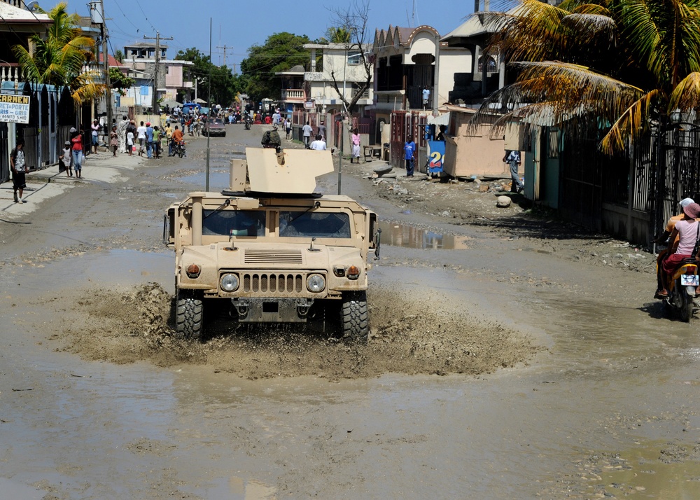 Marines, Sailors Work in Haiti