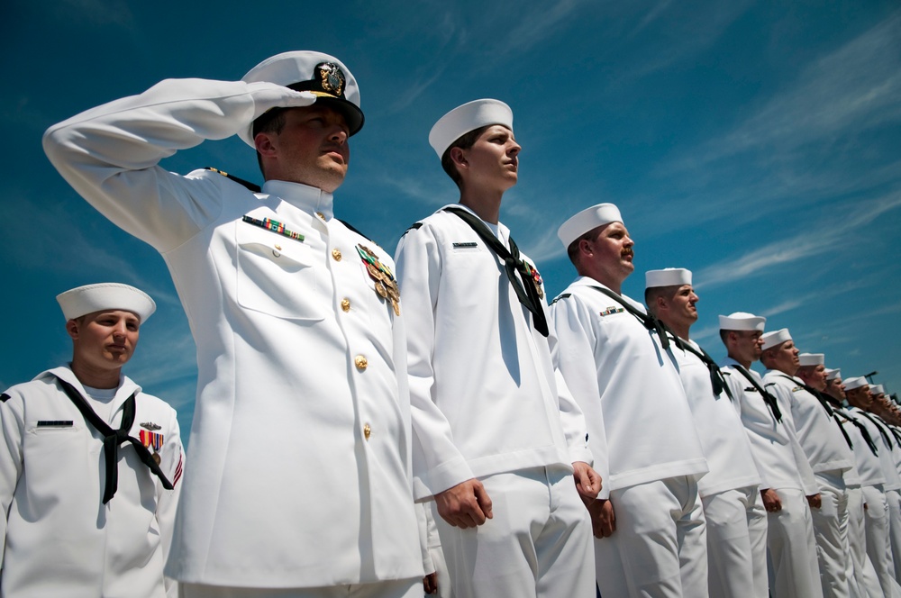 USS Missouri commissions