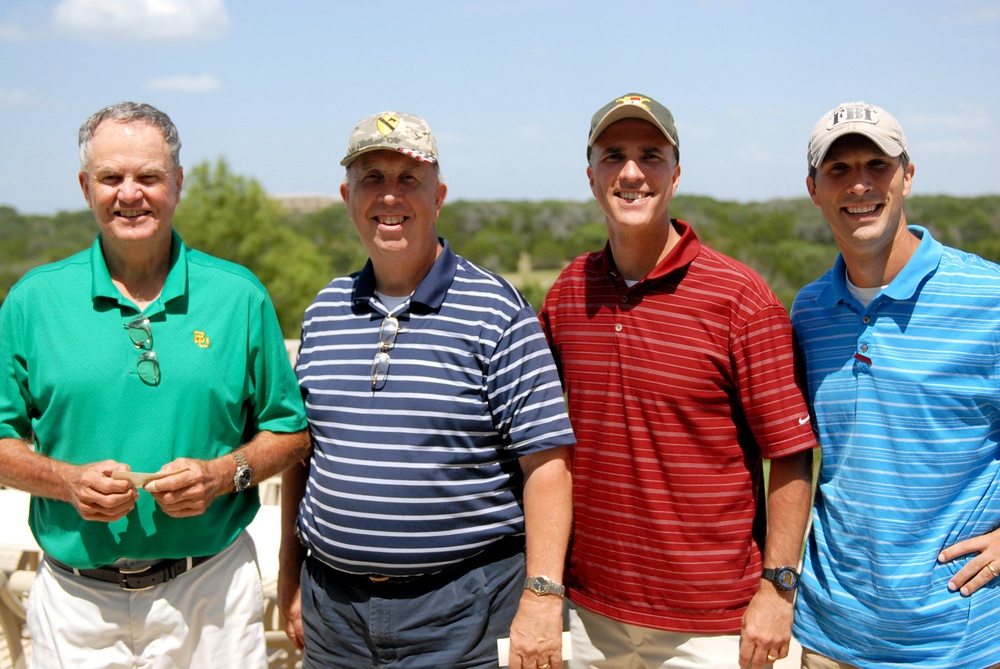 Red Team hosts United States Field Artillery Association golf tournament