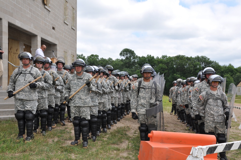 Aviators Are Minnesota Guard Quick Reaction Force