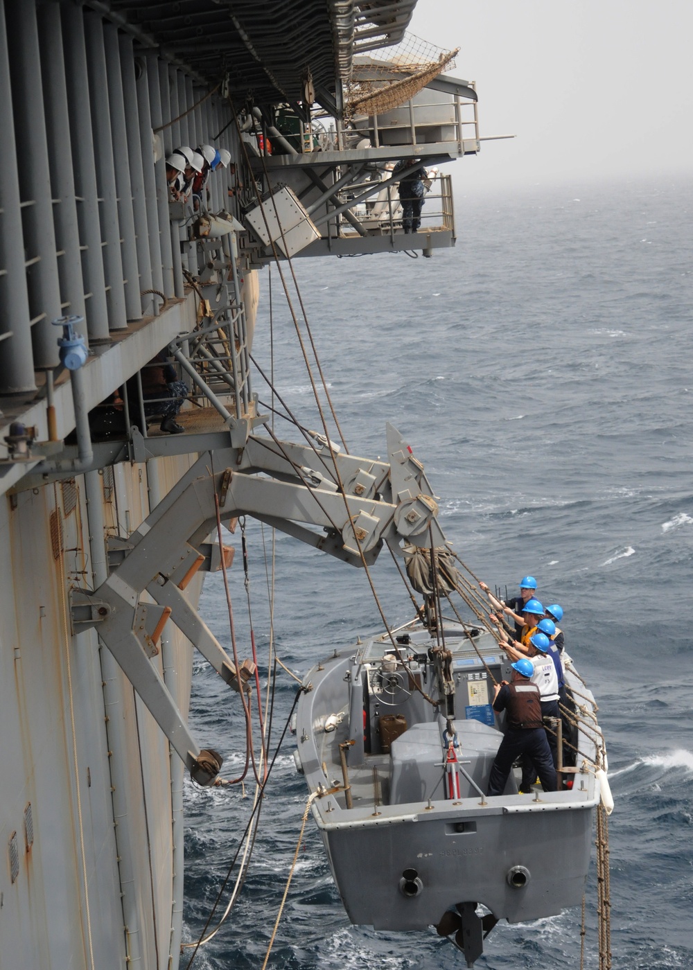 USS Peleliu action