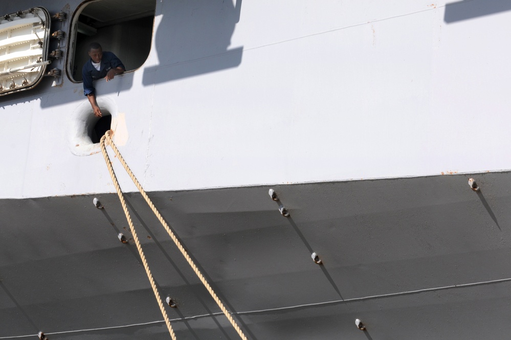 USS Iwo Jima Departs U.S. Naval Station Guantanamo Bay