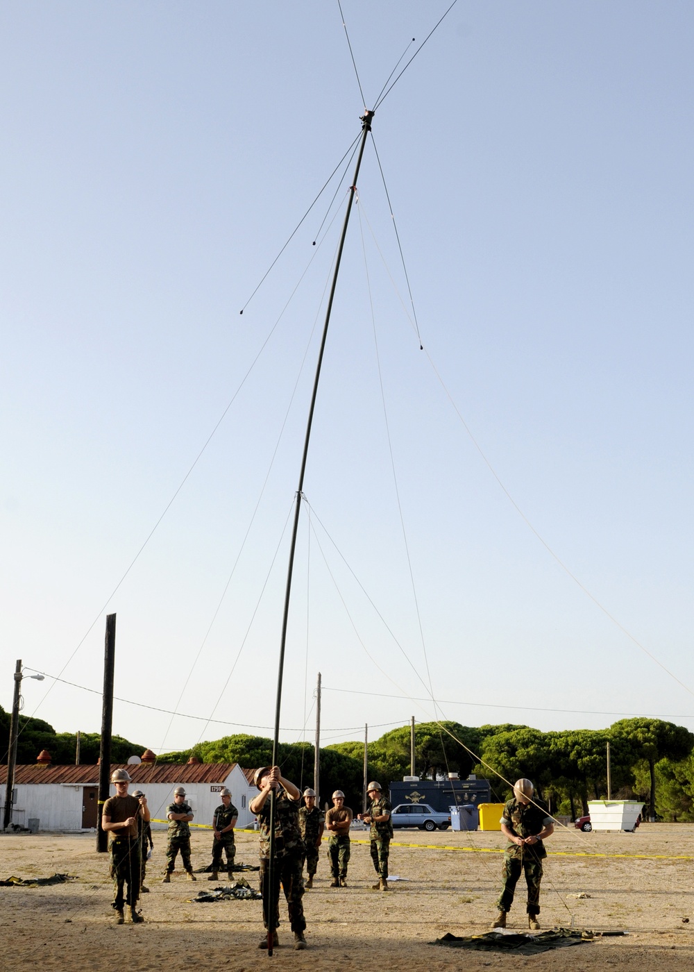 Erecting an antenna