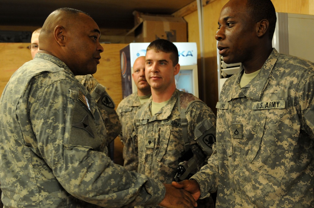 Dvids Images Iii Corps Command Sergeant Major Visits Cob Speicher