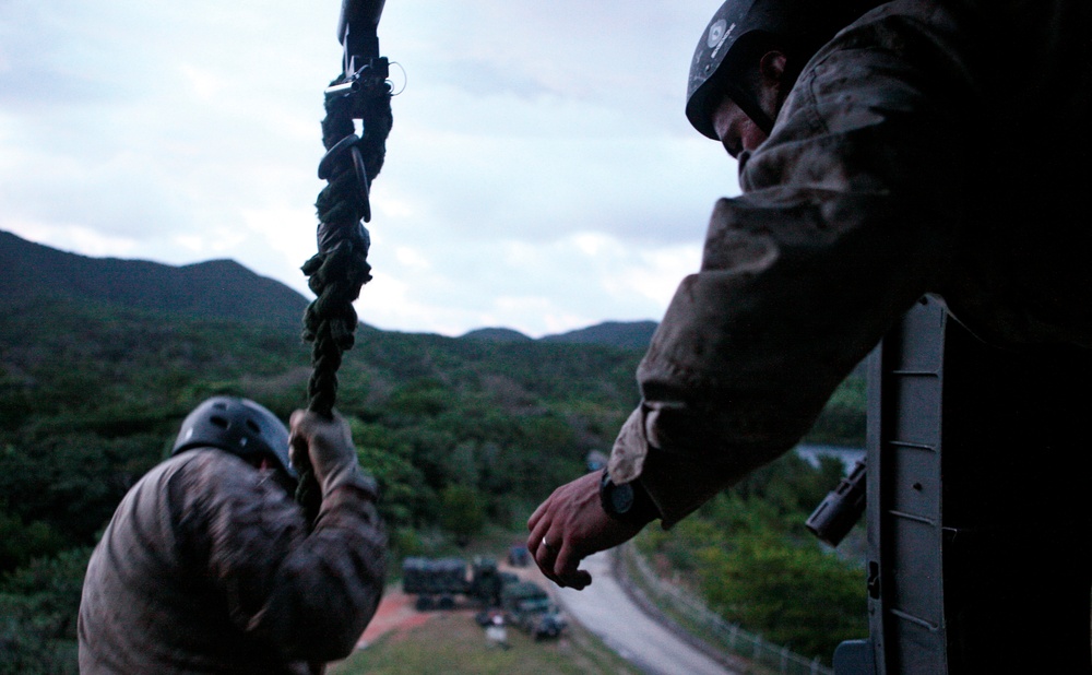 Service Members Master Helicopter Rope Suspension Techniques