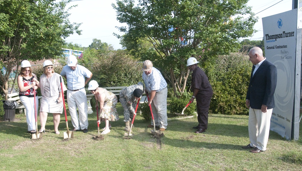 Good Neighbor Center Helps Veterans