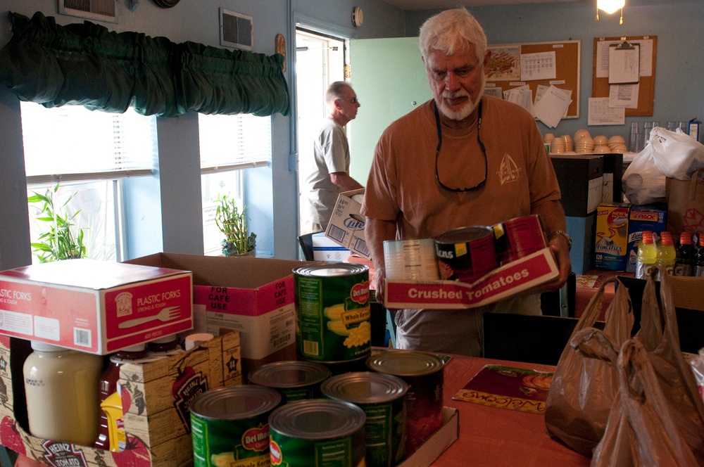 Good Neighbor Center Helps Veterans