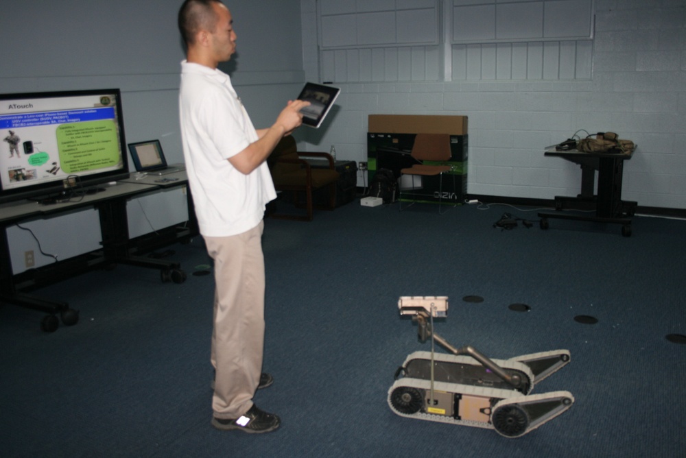 'Digital Rodeo' Helps Army Look at Smart-phone Apps