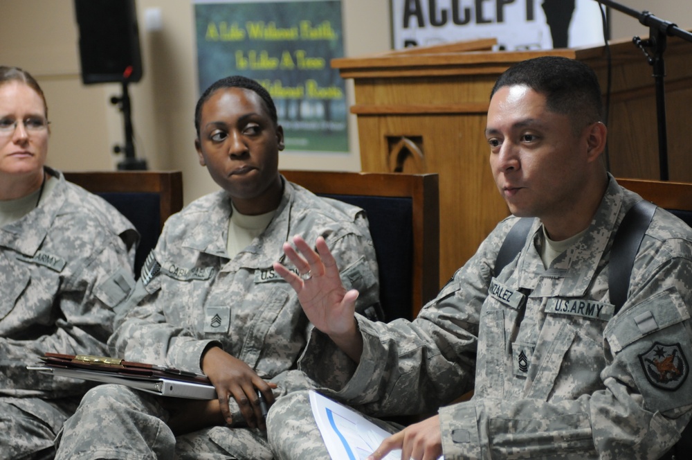 Chaplains discuss suicide prevention, reaching out to service members