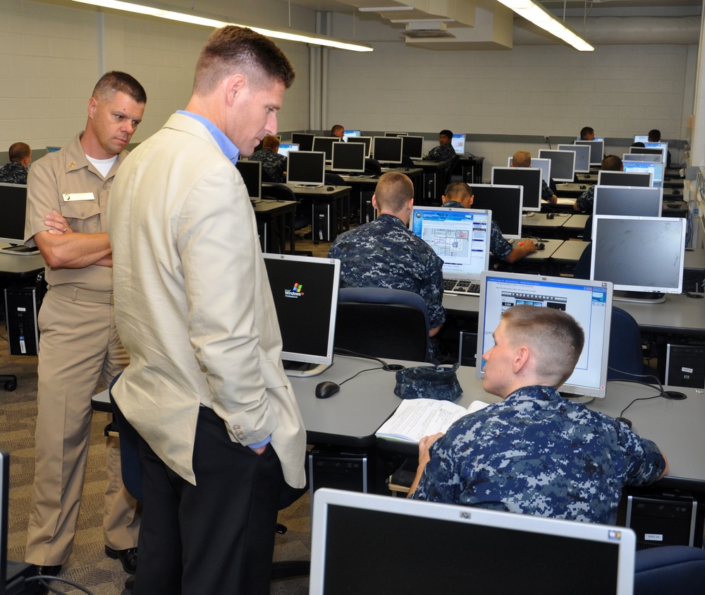 DVIDS - Images - Navy official visits Center for Surface Combat Systems ...