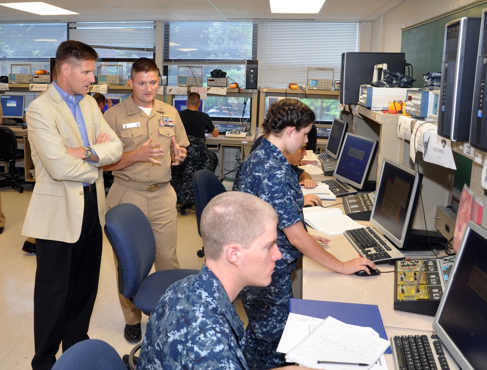 DVIDS - Images - Navy official visits Center for Surface Combat Systems ...