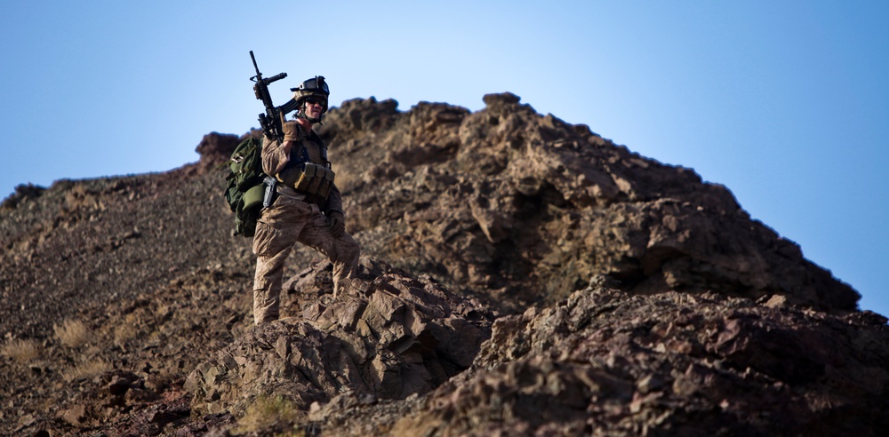 3rd MAW (Fwd) Helps Geologists Digging Up Opportunity for Afghanistan
