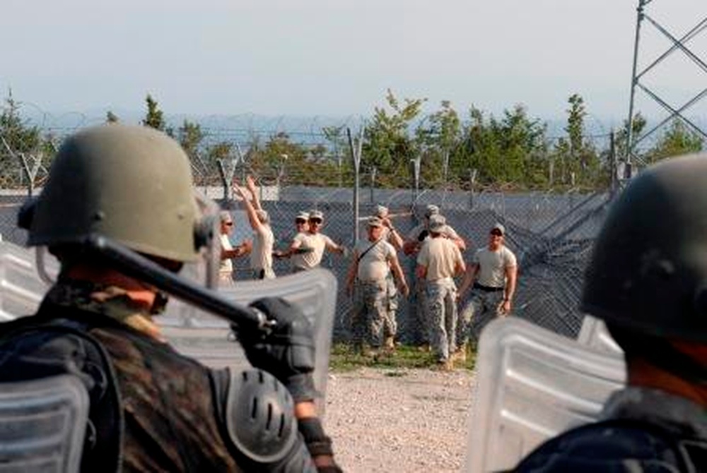 DVIDS - News - Multinational riot control training, U.S. Soldiers play ...