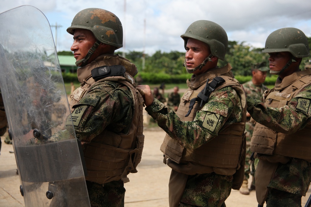 Marines enhance foreign partnerships with Colombia during non-lethal weapons tactics