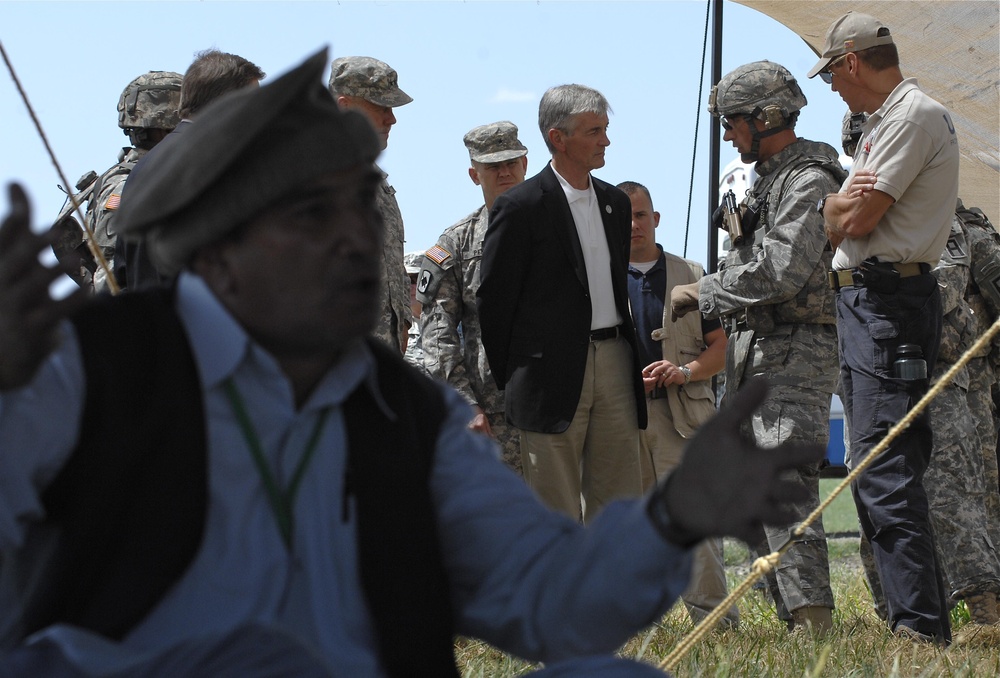 Secretary of the Army visits Camp Atterbury and Muscatatuck