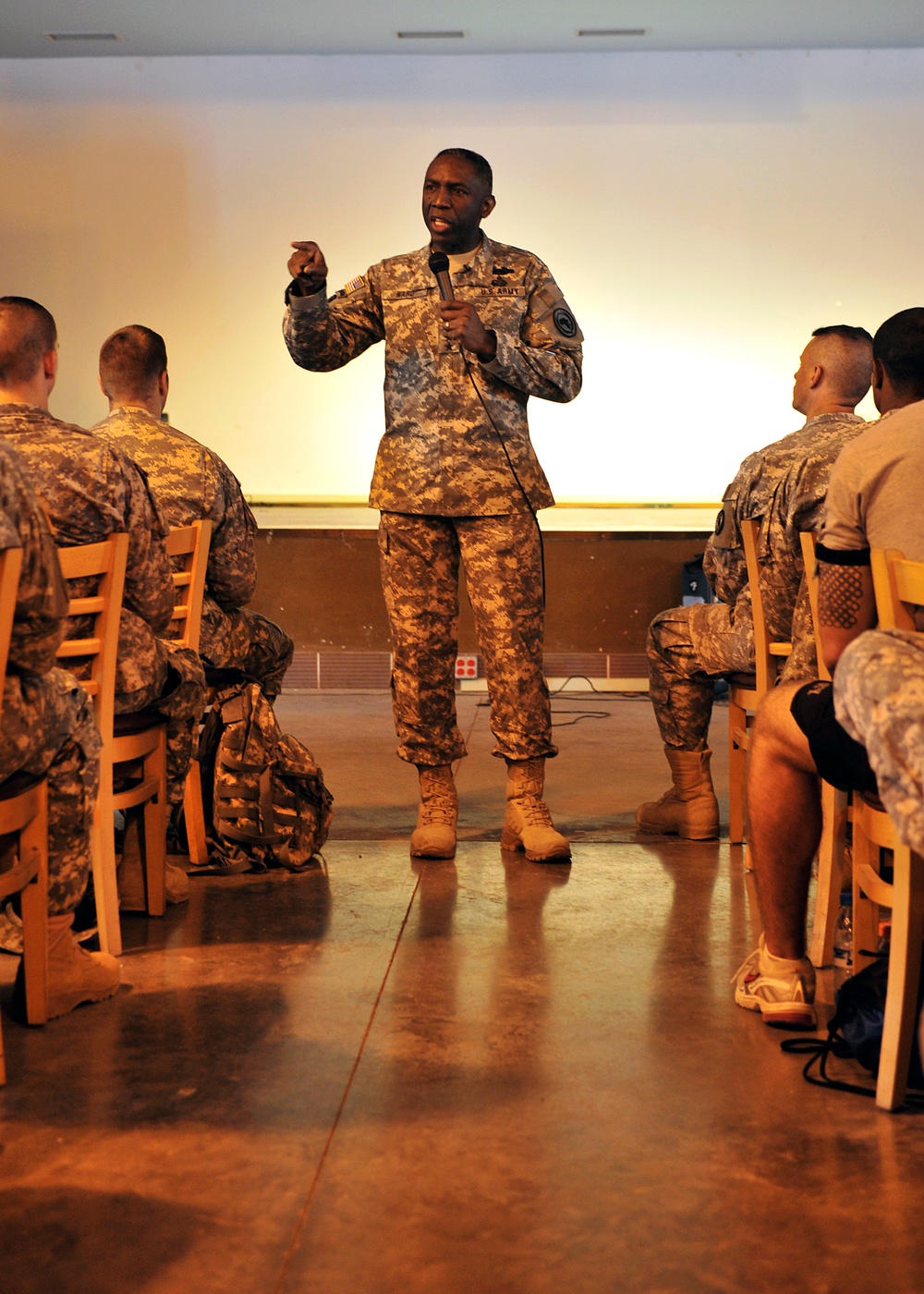 Gen. Ward Visits Camp Lemonnier