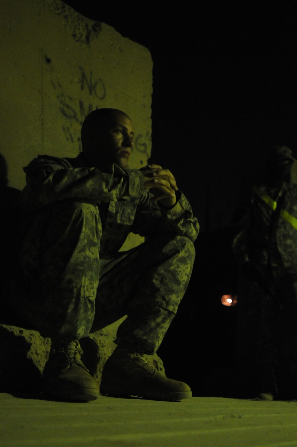 1-38th Infantry Soldiers conduct final movement to Kuwait