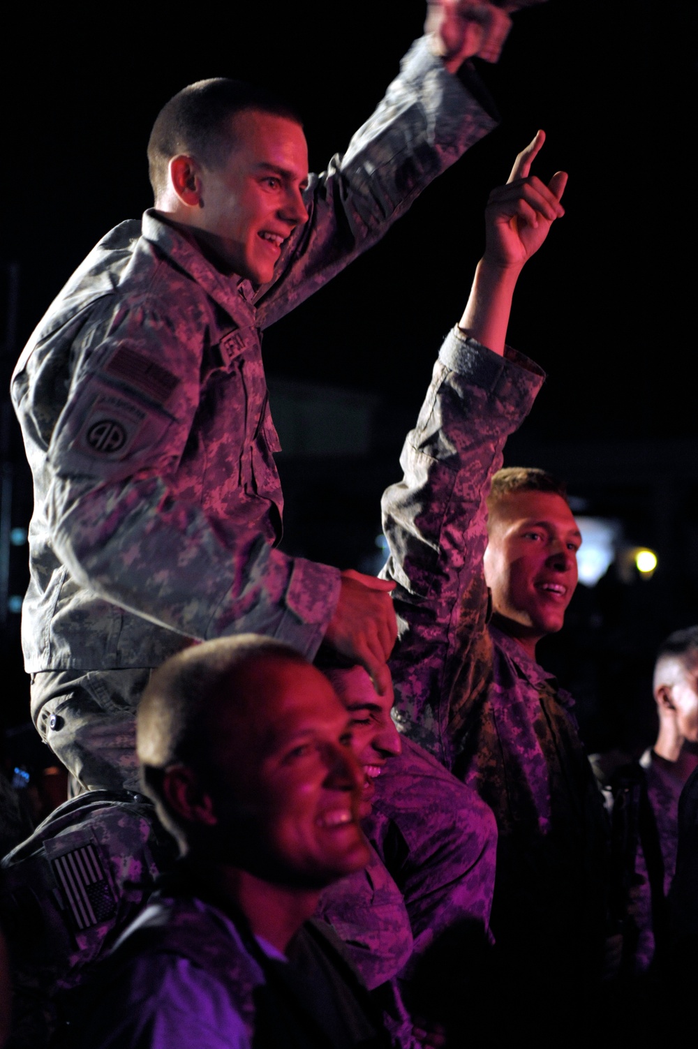 Singers perform for service members