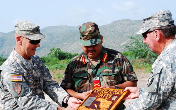 BDF Commander and LANG's Adjutant General Visit Troops in Haiti