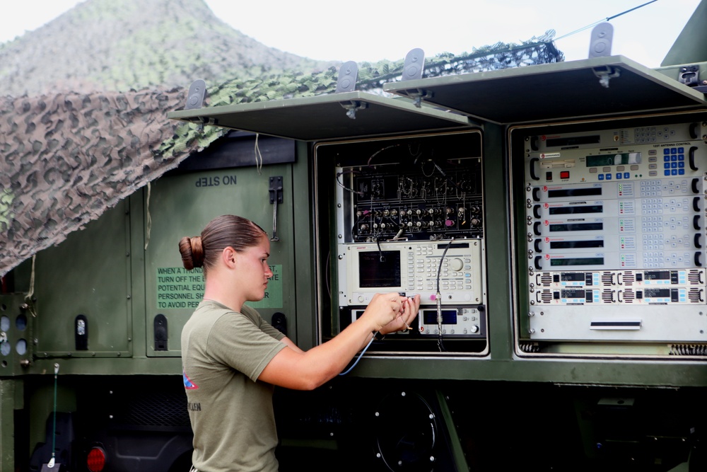 31st MEU Communication Exercise