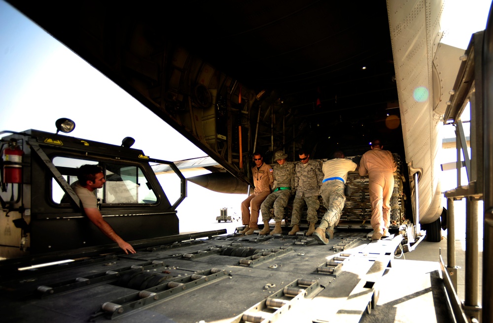 746th aircrew brings relief to flood-torn Pakistan