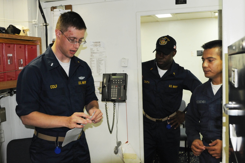 Chaplain Candidates Help Keep the Faith on Wasp