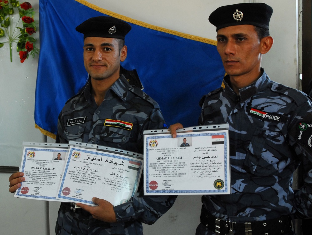 Iraqi Police graduate first Counter Explosive Team Course in Anbar