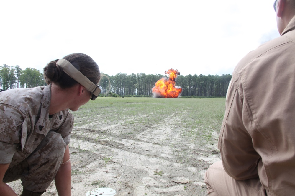 Tools of the Trade:  Motor Transport Marines Learn Explosive Ordnance Fundamentals