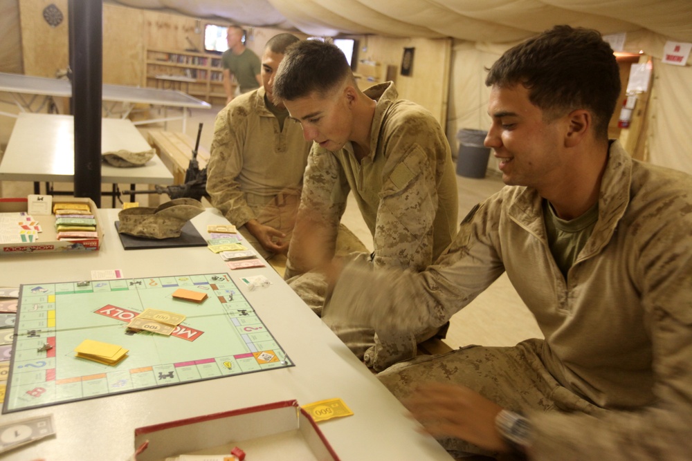 MWR Centers Boost Morale of Deployed Troops