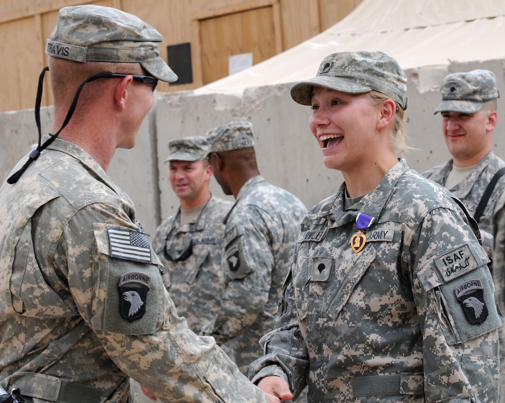 Spc. Patricia Fowler, 101st CAB, Receives the Purple Heart