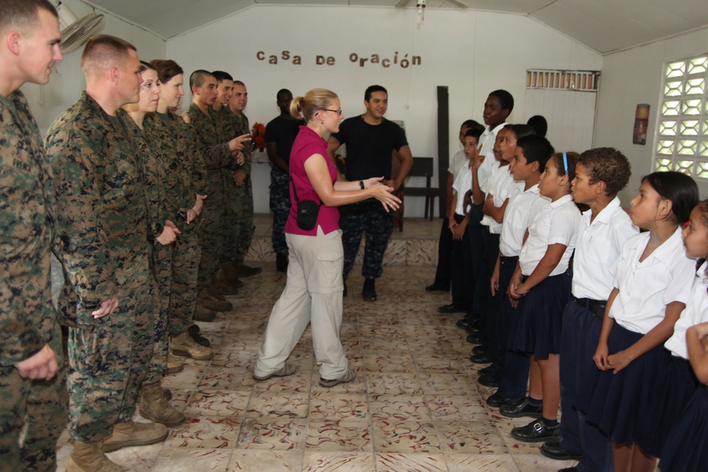 Marines Bring Joy to Costa Rican Students