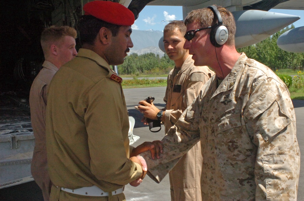 Marines Move Supplies to Gilgit, Pakistan