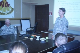 394th CSSB learns proper eating habits