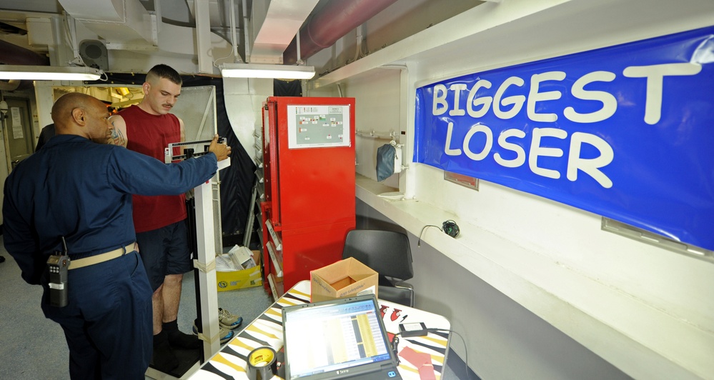 Sailors compete in weight loss competition