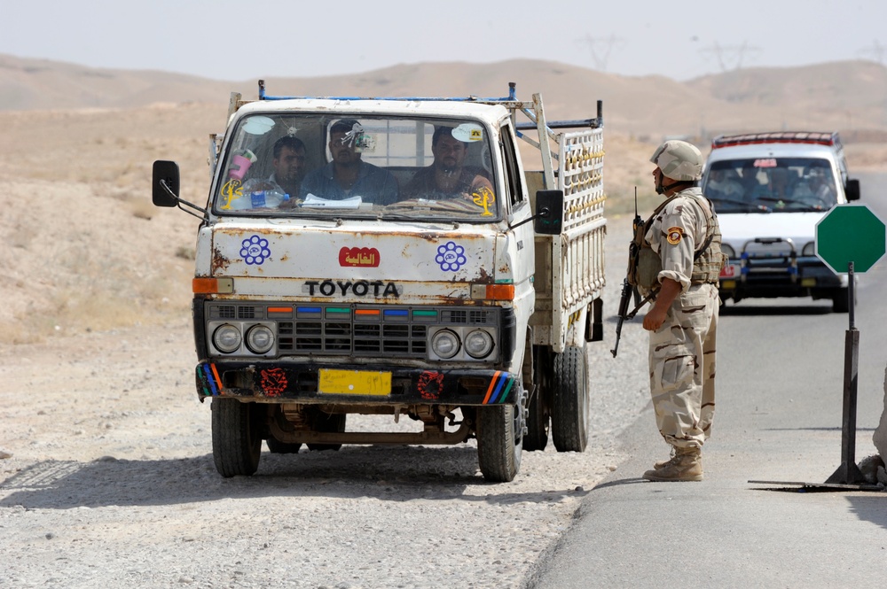 Iraqi Traffic Check Point